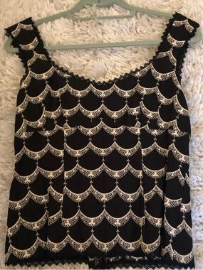 ISO: in desperate search of this Nanette Lepore Black & Cream Scallop Tank: 4-6